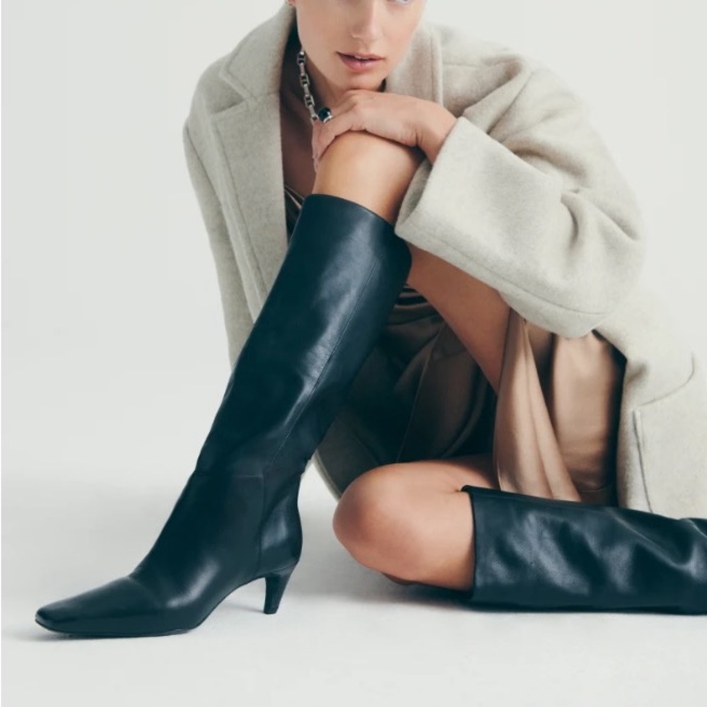 Reformation Remy Knee Boot in Black size 8.5 - NWOT